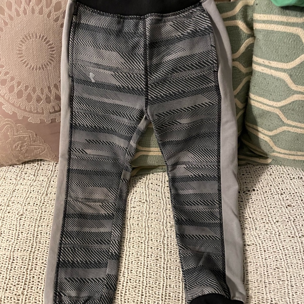 Boys under armor pants